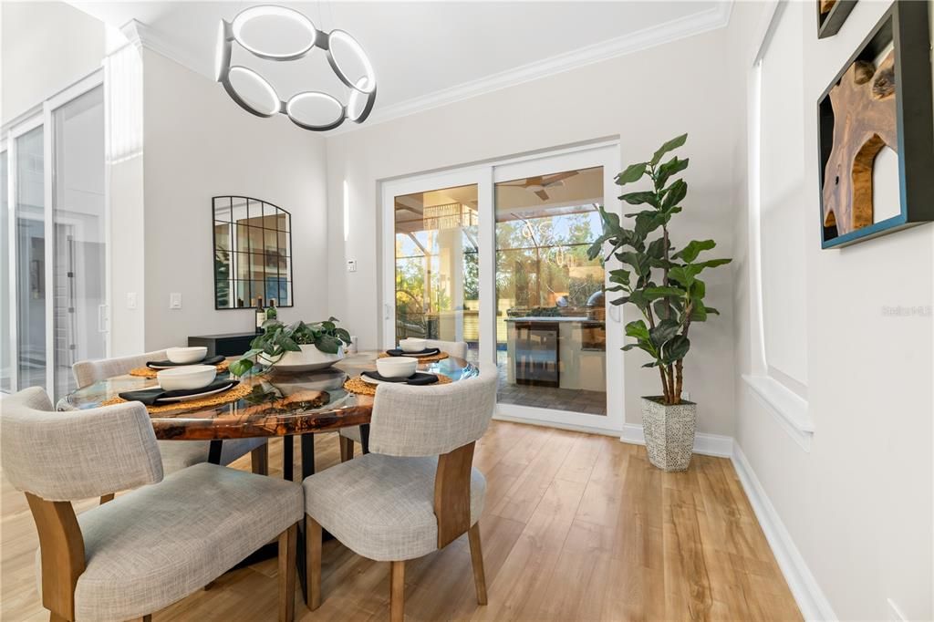 待售: $2,200,000 (4 贝兹, 4 浴室, 3895 平方英尺)