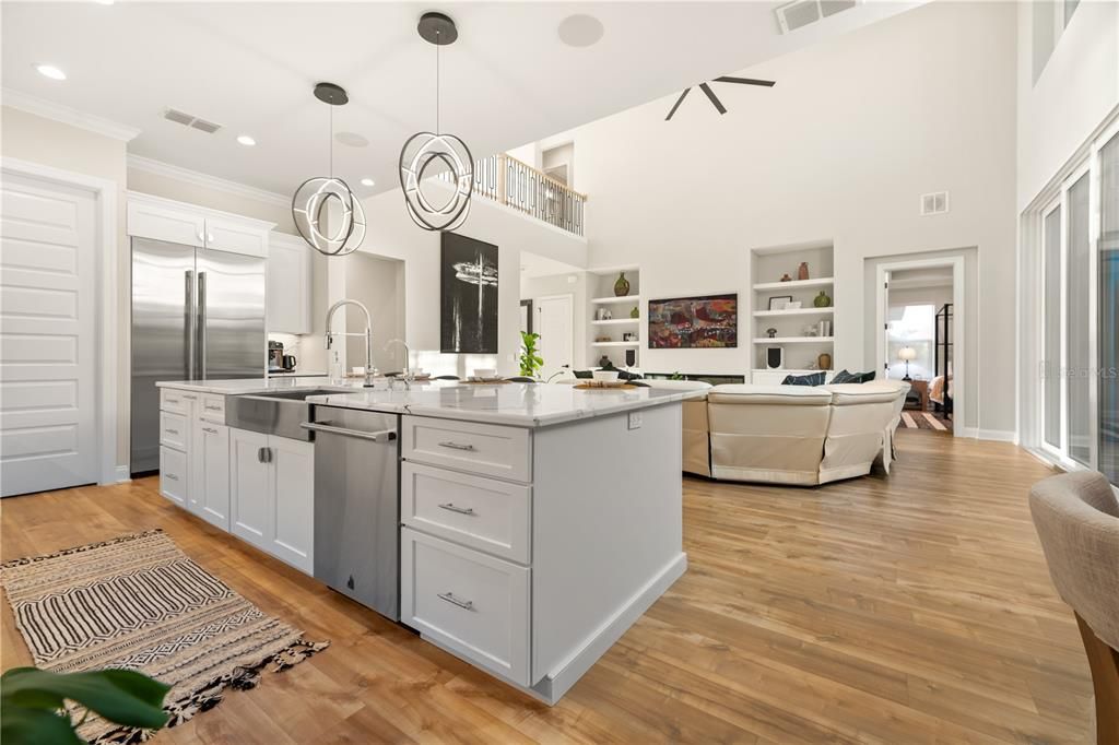 待售: $2,200,000 (4 贝兹, 4 浴室, 3895 平方英尺)