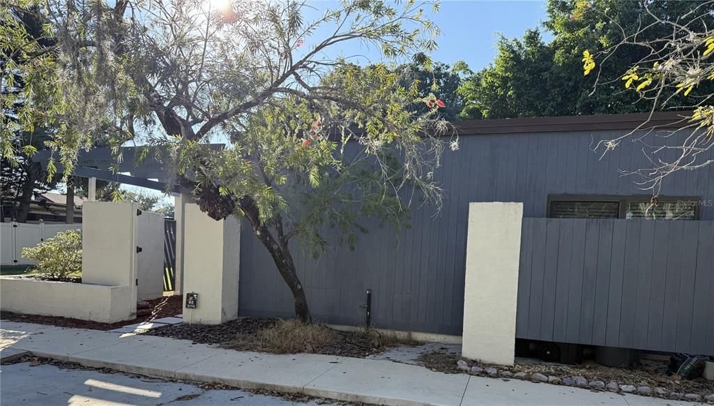 En Venta: $325,000 (3 camas, 2 baños, 1719 Pies cuadrados)