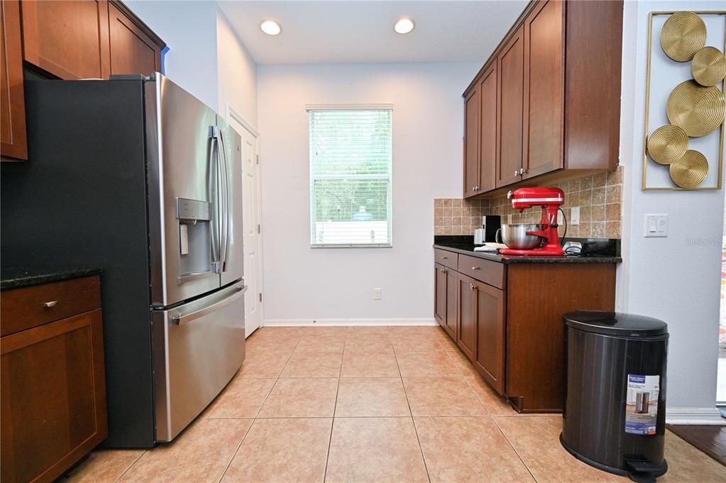 For Rent: $2,760 (3 beds, 2 baths, 1989 Square Feet)