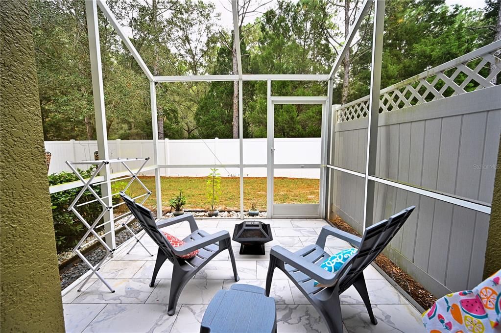 For Rent: $2,760 (3 beds, 2 baths, 1989 Square Feet)