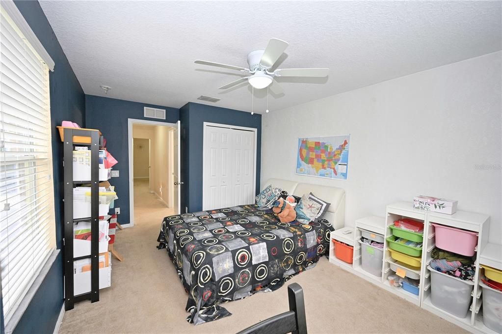 For Rent: $2,760 (3 beds, 2 baths, 1989 Square Feet)