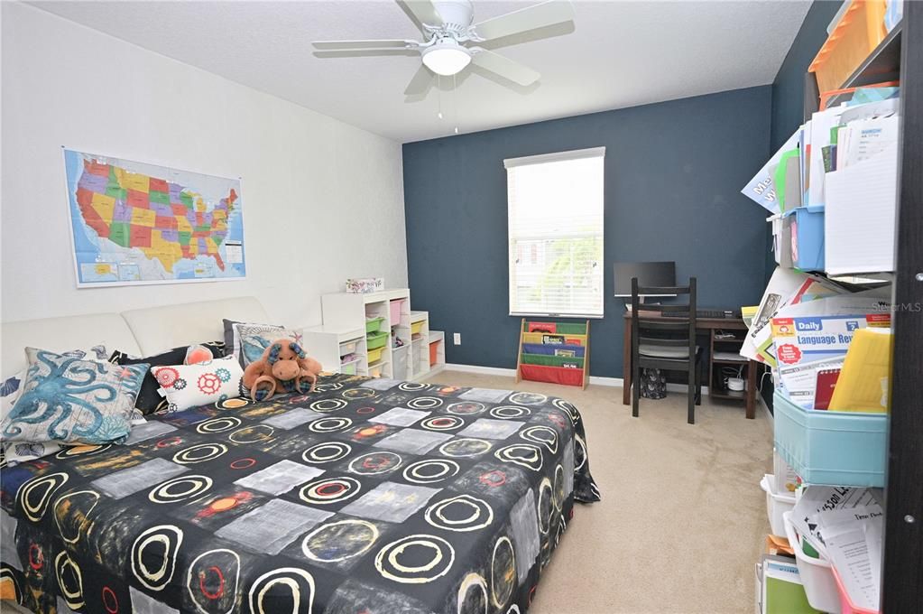 For Rent: $2,760 (3 beds, 2 baths, 1989 Square Feet)