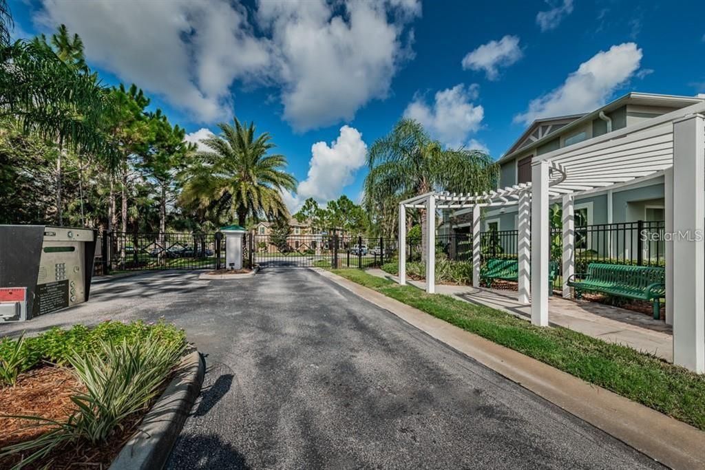 For Rent: $2,760 (3 beds, 2 baths, 1989 Square Feet)