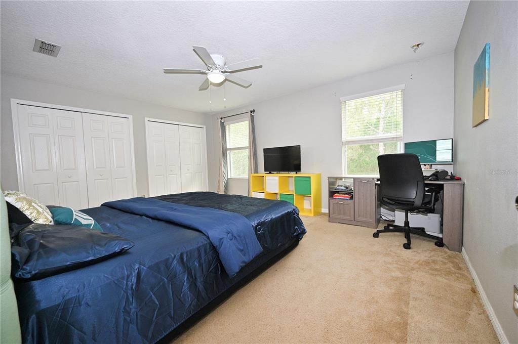 For Rent: $2,760 (3 beds, 2 baths, 1989 Square Feet)