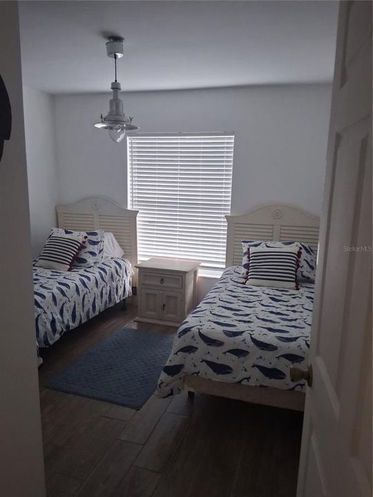 На продажу: $305,000 (2 спален, 2 ванн, 906 Квадратных фут)