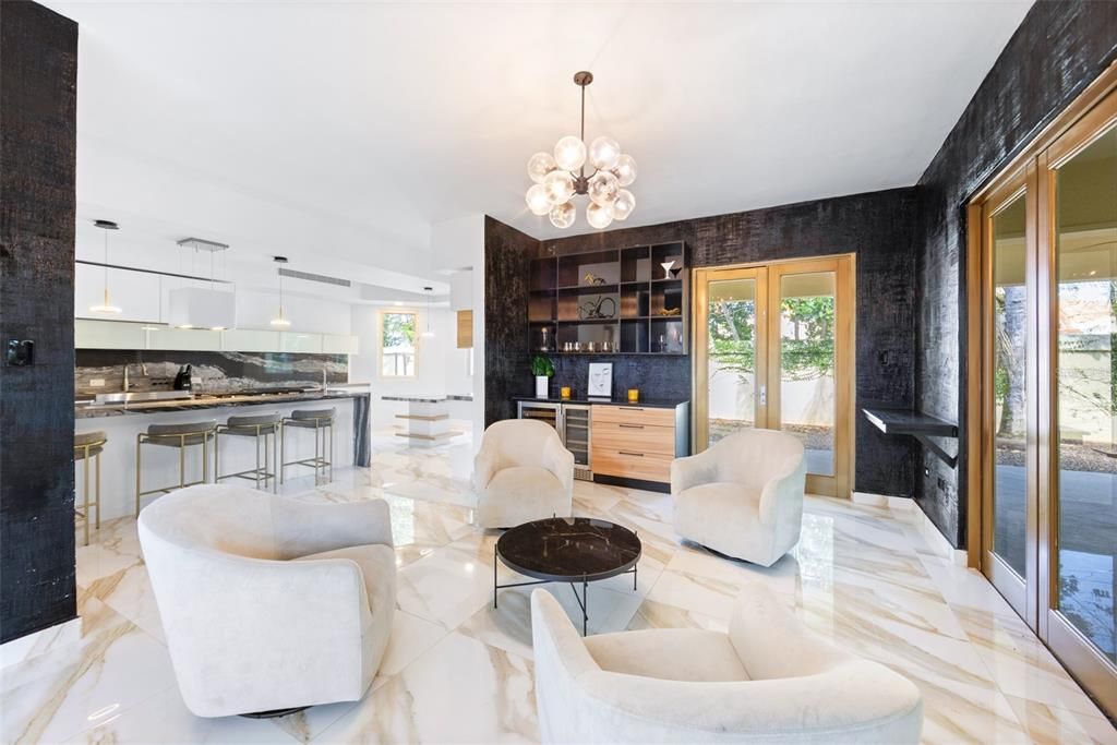 For Sale: $2,095,000 (7 beds, 5 baths, 3721 Square Feet)