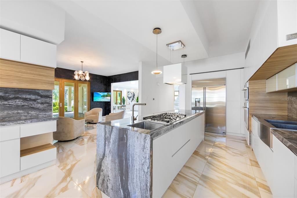 For Sale: $2,095,000 (7 beds, 5 baths, 3721 Square Feet)