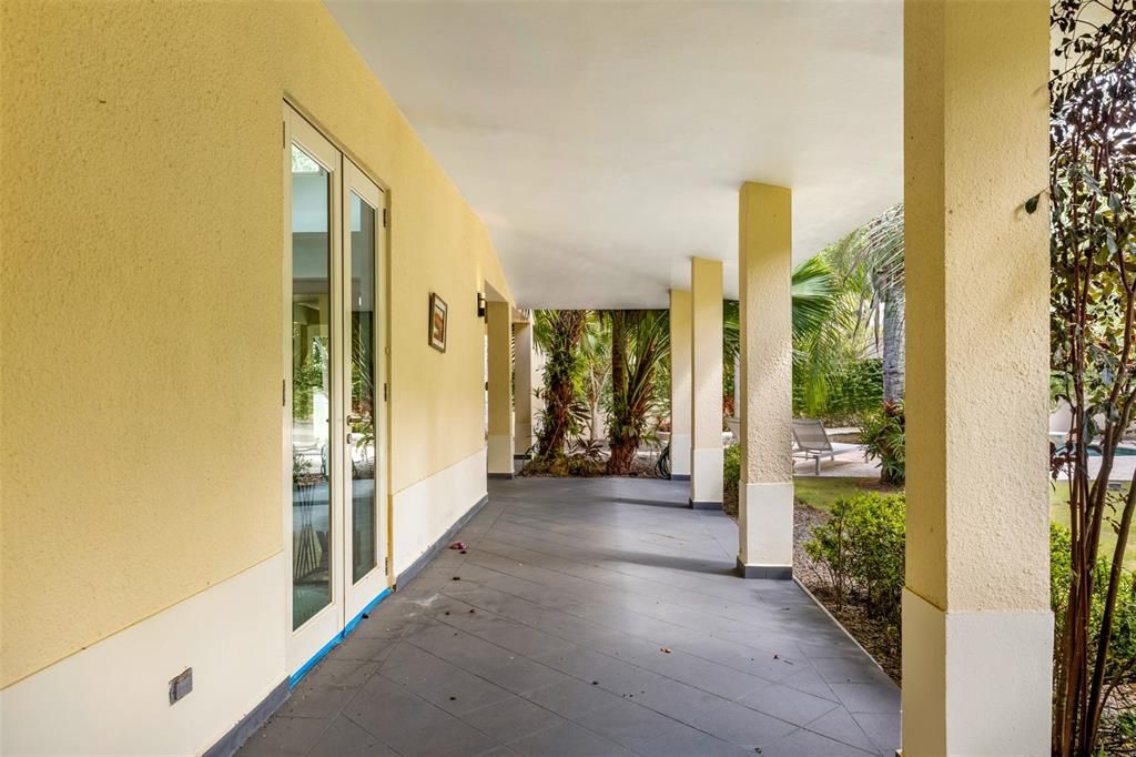 For Sale: $2,095,000 (7 beds, 5 baths, 3721 Square Feet)