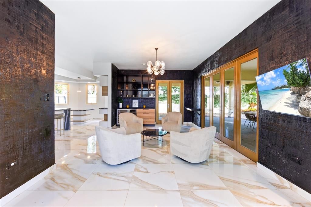 For Sale: $2,095,000 (7 beds, 5 baths, 3721 Square Feet)