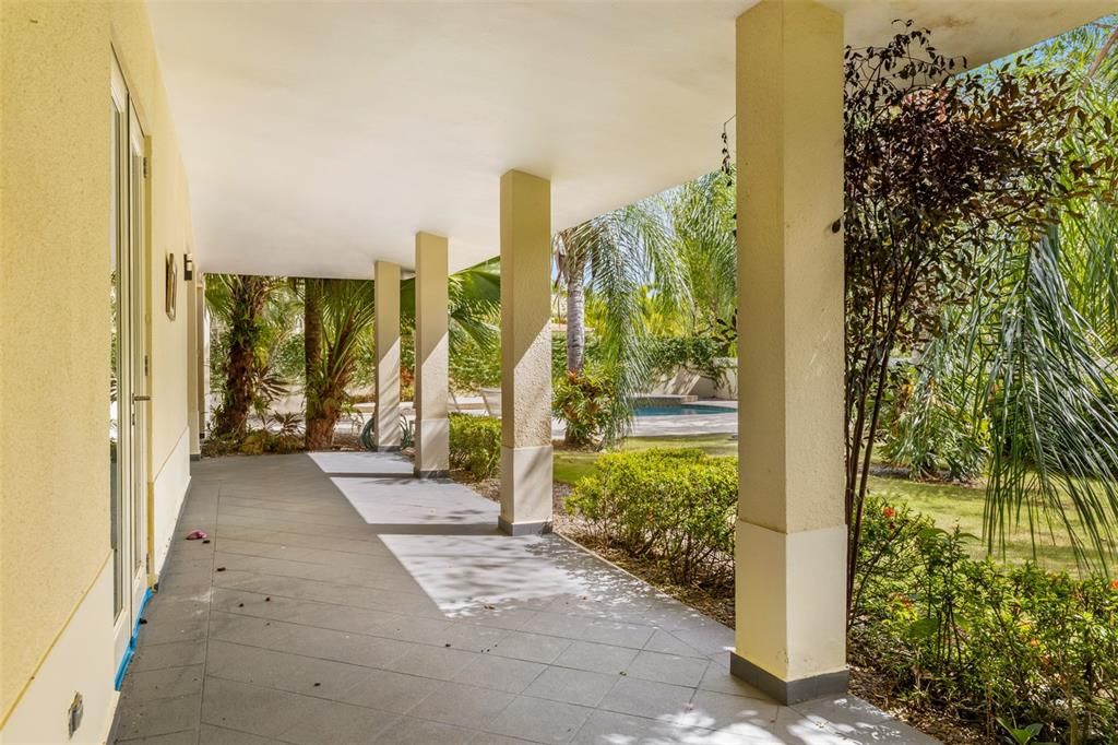 For Sale: $2,095,000 (7 beds, 5 baths, 3721 Square Feet)