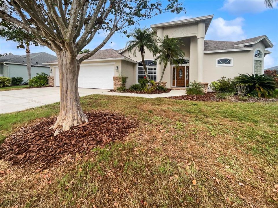 Под контрактом: $518,000 (3 спален, 2 ванн, 1998 Квадратных фут)