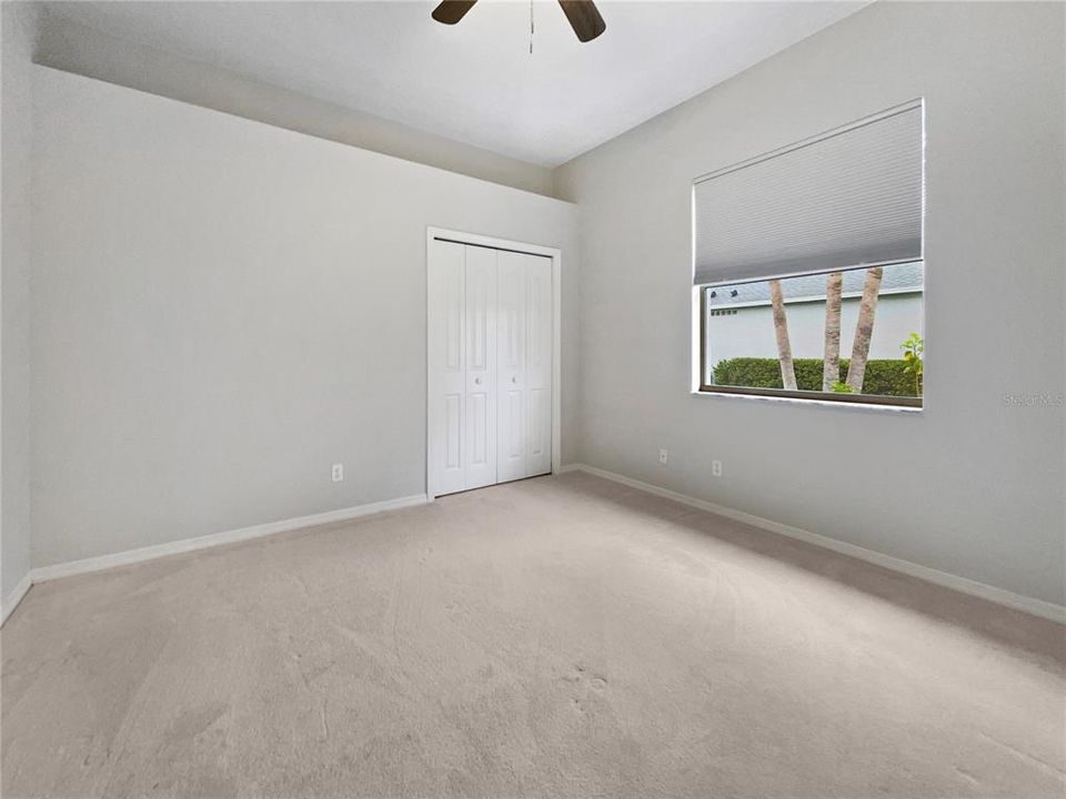 Под контрактом: $518,000 (3 спален, 2 ванн, 1998 Квадратных фут)