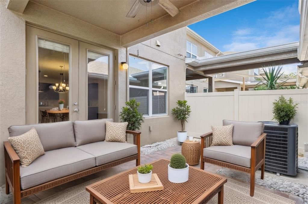 待售: $449,000 (4 贝兹, 3 浴室, 2033 平方英尺)