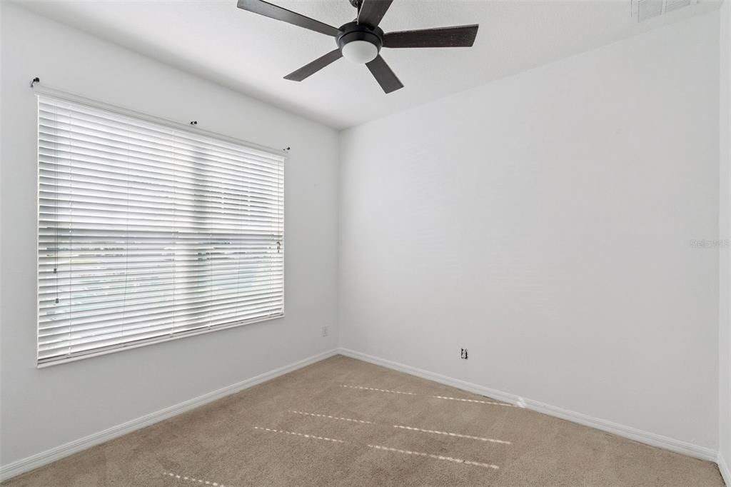 待售: $449,000 (4 贝兹, 3 浴室, 2033 平方英尺)