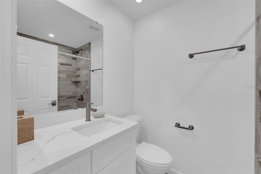 For Sale: $309,900 (2 beds, 2 baths, 1459 Square Feet)