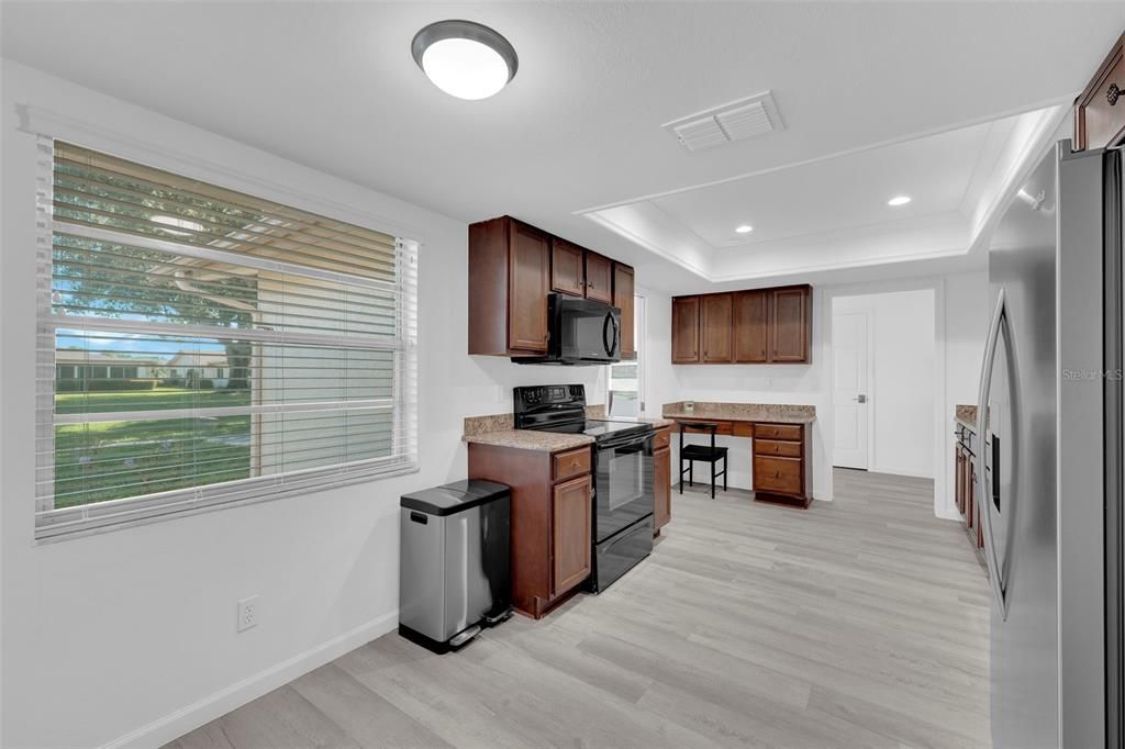 For Sale: $309,900 (2 beds, 2 baths, 1459 Square Feet)