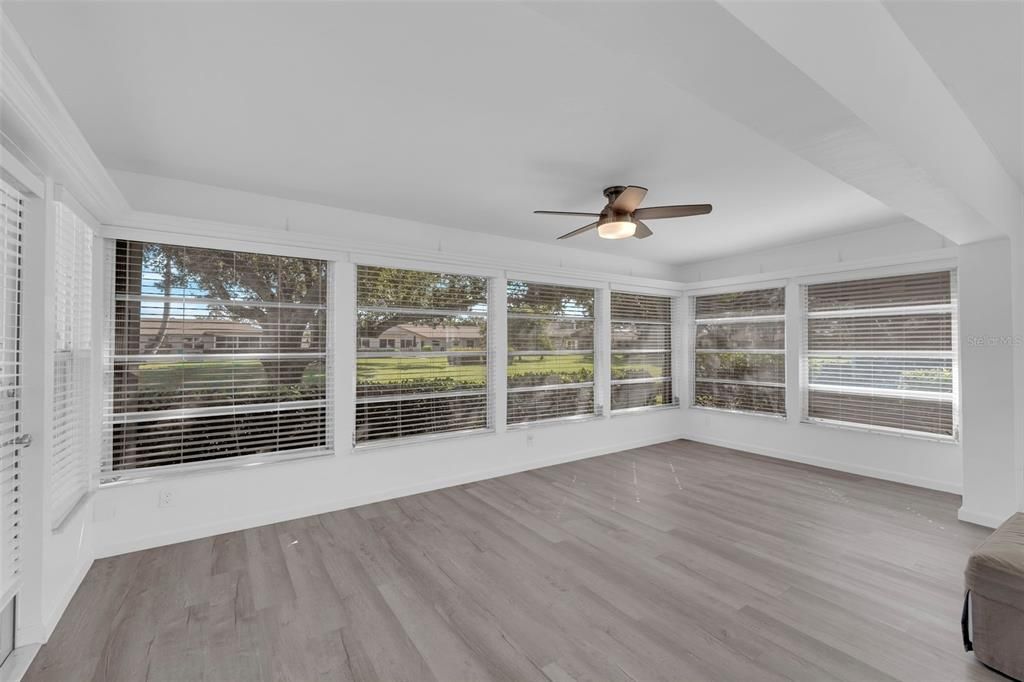 For Sale: $309,900 (2 beds, 2 baths, 1459 Square Feet)