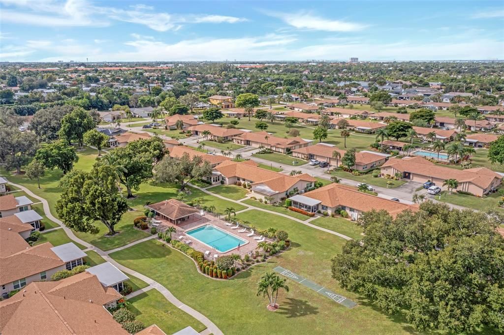 For Sale: $309,900 (2 beds, 2 baths, 1459 Square Feet)