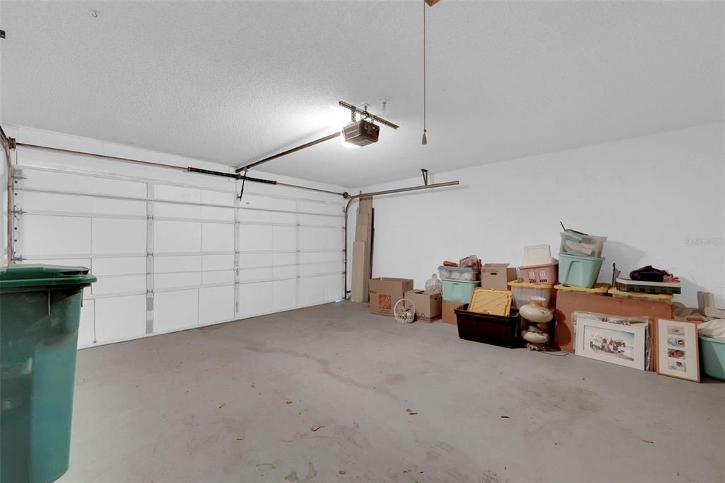 For Sale: $309,900 (2 beds, 2 baths, 1459 Square Feet)