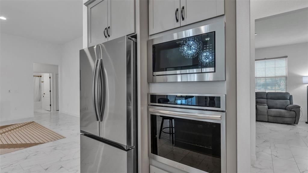 For Sale: $539,999 (4 beds, 3 baths, 2815 Square Feet)