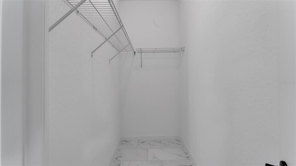 For Sale: $539,999 (4 beds, 3 baths, 2815 Square Feet)