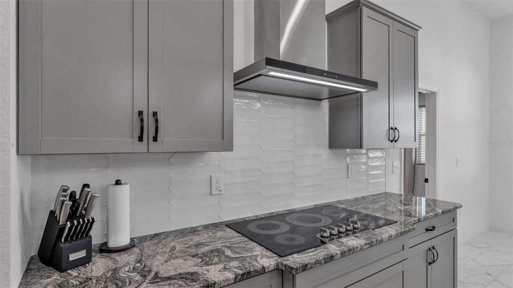 For Sale: $539,999 (4 beds, 3 baths, 2815 Square Feet)