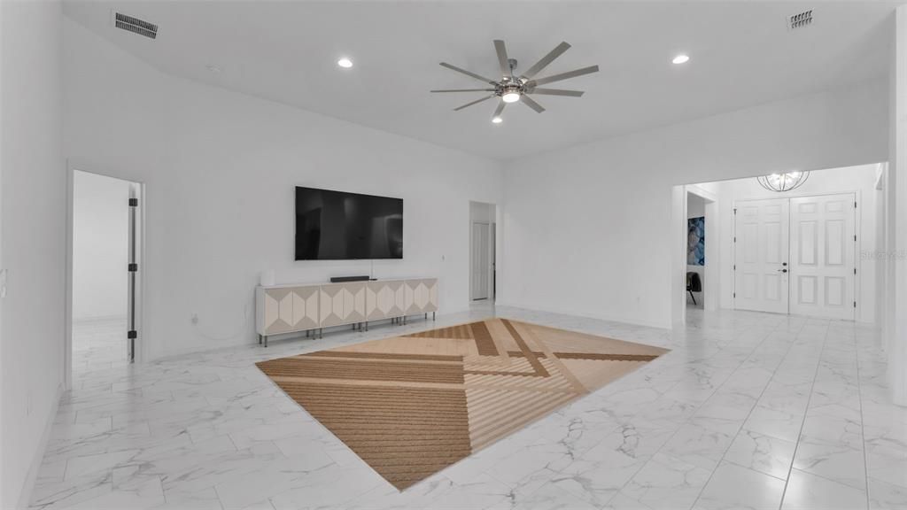 For Sale: $539,999 (4 beds, 3 baths, 2815 Square Feet)