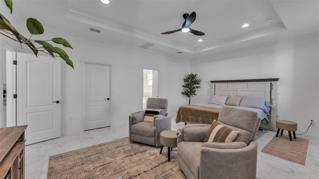 For Sale: $539,999 (4 beds, 3 baths, 2815 Square Feet)