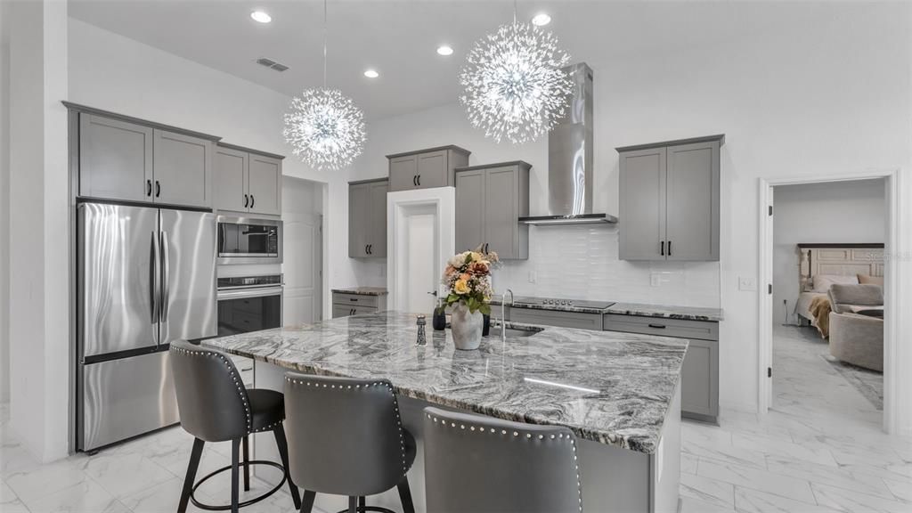 For Sale: $539,999 (4 beds, 3 baths, 2815 Square Feet)