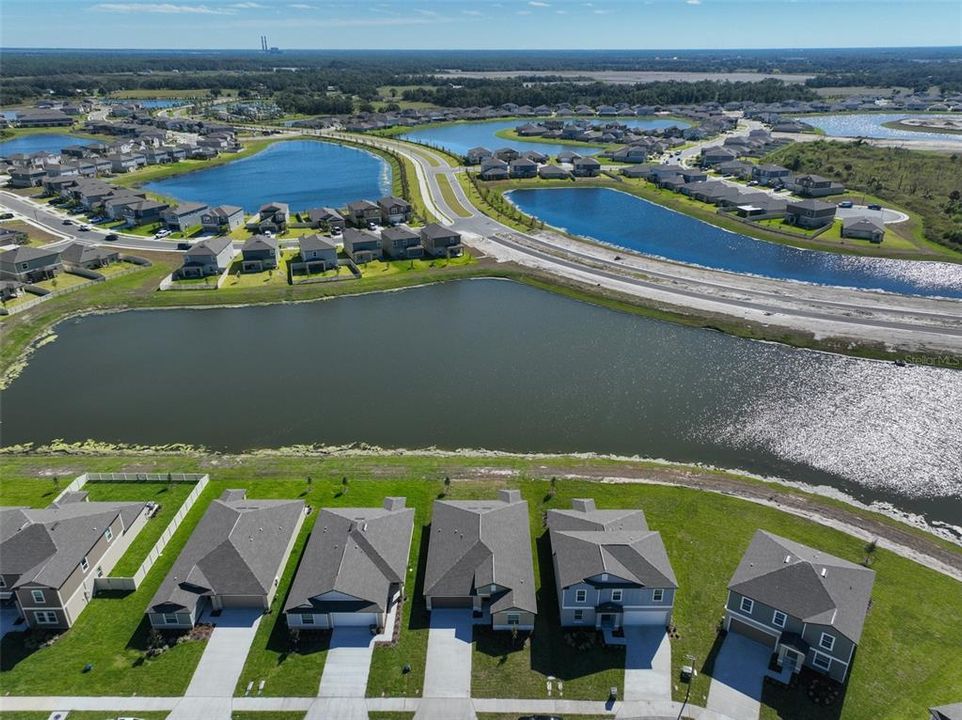 出租: $2,600 (4 贝兹, 2 浴室, 1936 平方英尺)