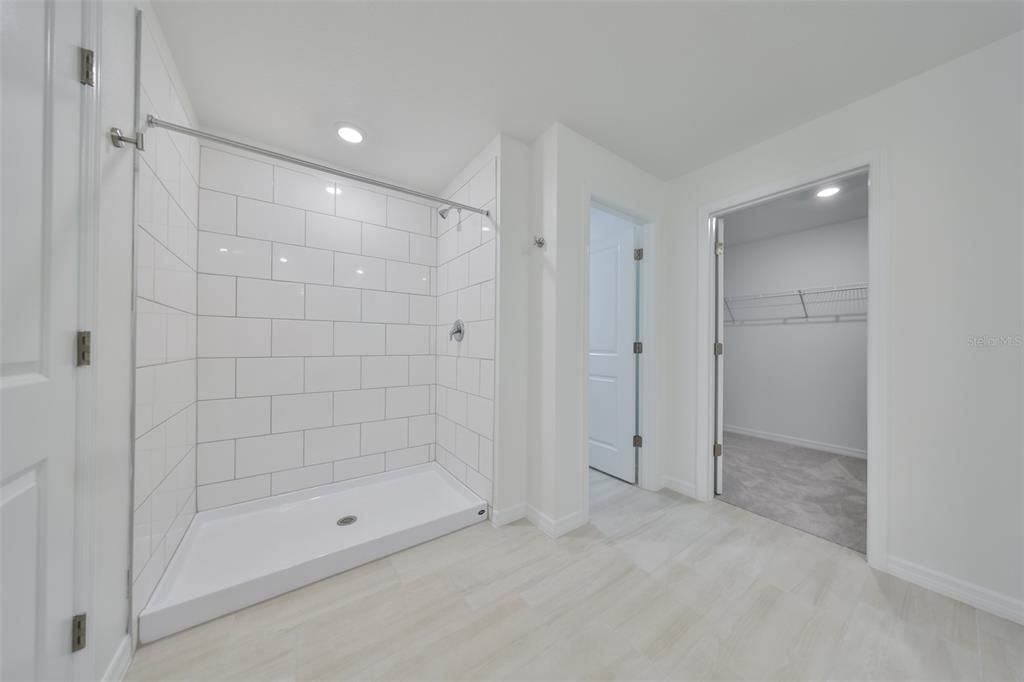 出租: $2,600 (4 贝兹, 2 浴室, 1936 平方英尺)