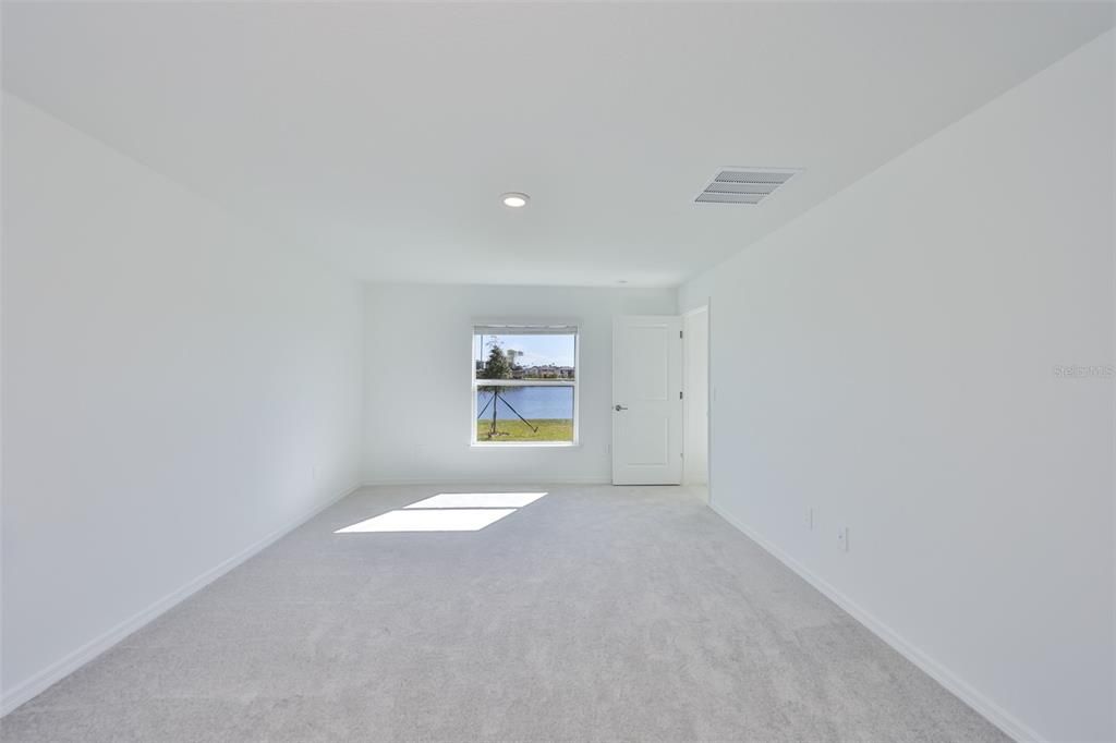 出租: $2,600 (4 贝兹, 2 浴室, 1936 平方英尺)