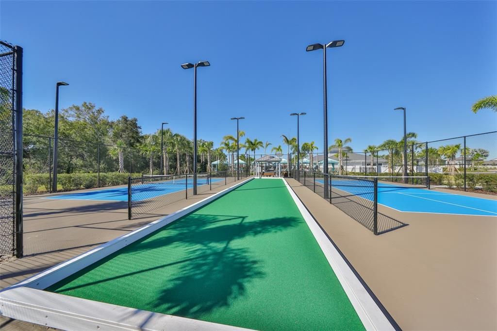 出租: $2,600 (4 贝兹, 2 浴室, 1936 平方英尺)