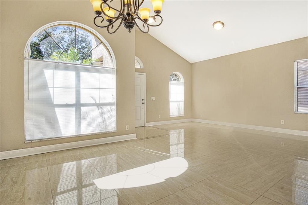 Active With Contract: $1,950 (3 beds, 2 baths, 2106 Square Feet)