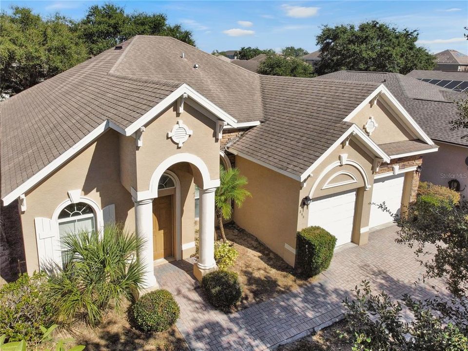 Active With Contract: $1,950 (3 beds, 2 baths, 2106 Square Feet)