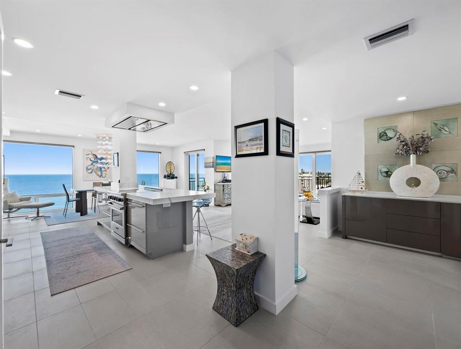 待售: $1,945,000 (2 贝兹, 2 浴室, 1468 平方英尺)