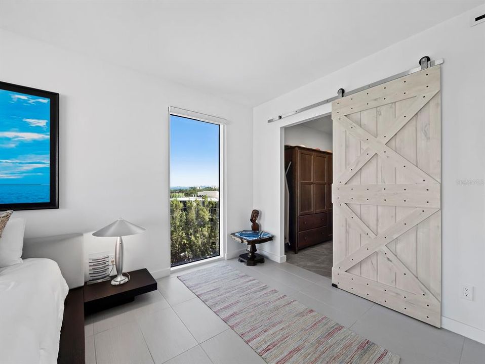 待售: $1,945,000 (2 贝兹, 2 浴室, 1468 平方英尺)