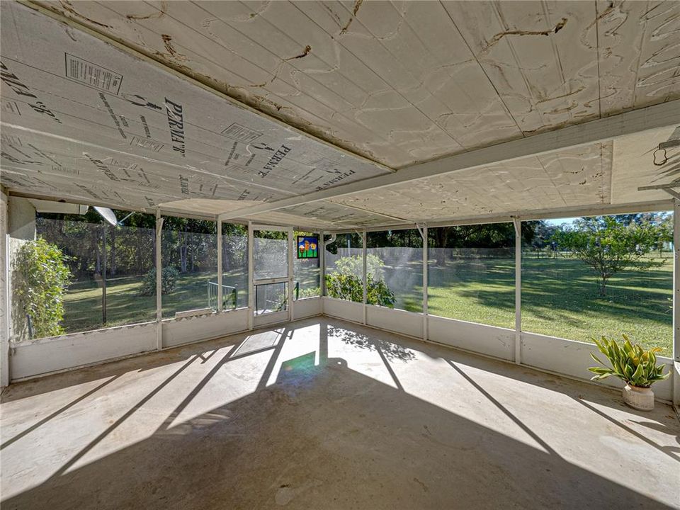 For Sale: $449,900 (3 beds, 2 baths, 1560 Square Feet)