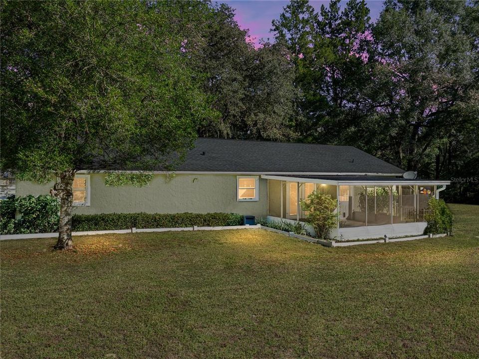 For Sale: $449,900 (3 beds, 2 baths, 1560 Square Feet)