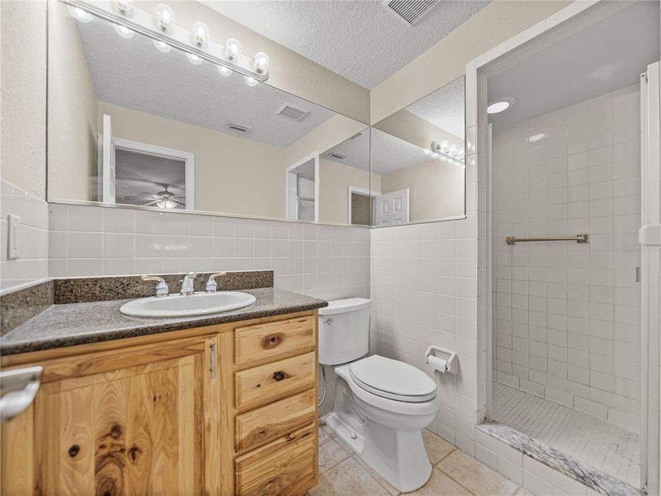 For Sale: $449,900 (3 beds, 2 baths, 1560 Square Feet)