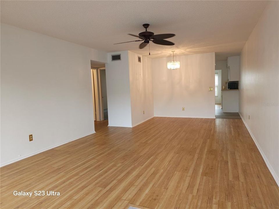 For Rent: $1,475 (2 beds, 2 baths, 1100 Square Feet)