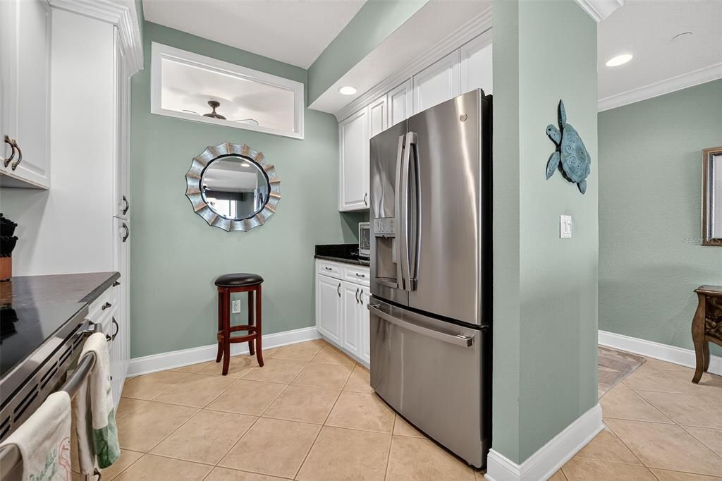 待售: $799,900 (2 贝兹, 2 浴室, 1450 平方英尺)