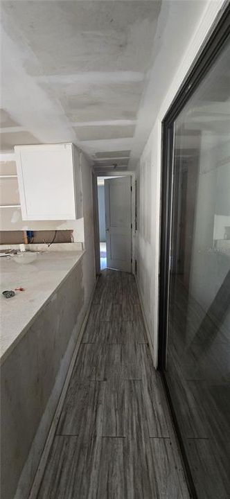 На продажу: $93,500 (2 спален, 1 ванн, 432 Квадратных фут)