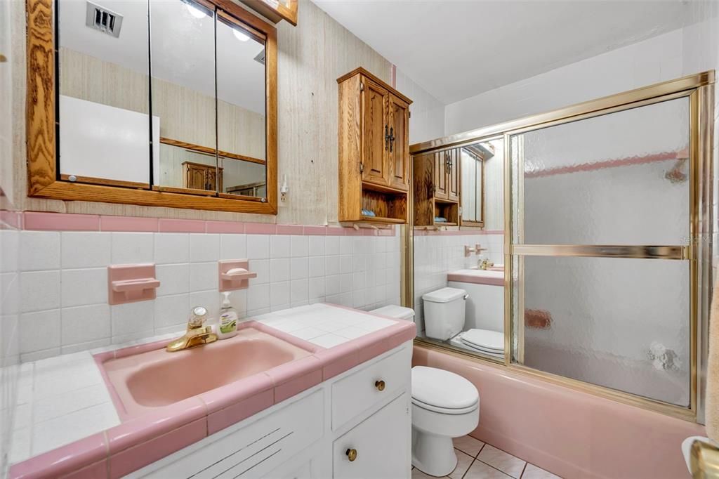 На продажу: $800,000 (4 спален, 3 ванн, 2001 Квадратных фут)