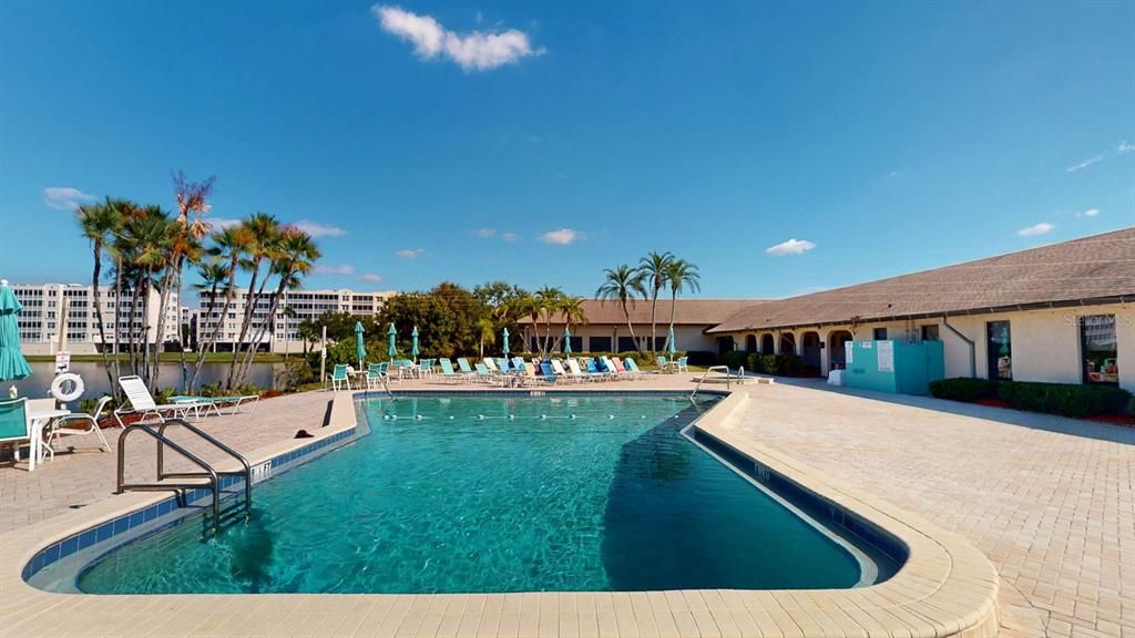 For Sale: $147,000 (2 beds, 2 baths, 1120 Square Feet)