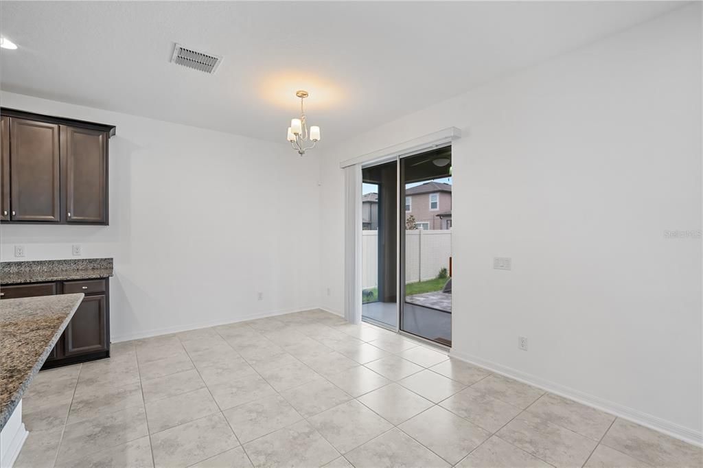 For Rent: $2,450 (3 beds, 2 baths, 2143 Square Feet)