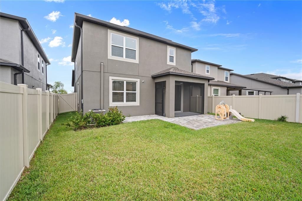 For Rent: $2,450 (3 beds, 2 baths, 2143 Square Feet)