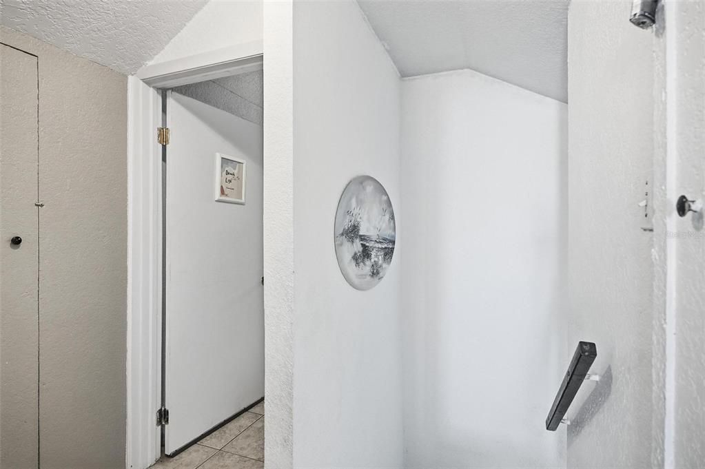 В аренду: $1,350 (1 спален, 1 ванн, 364 Квадратных фут)