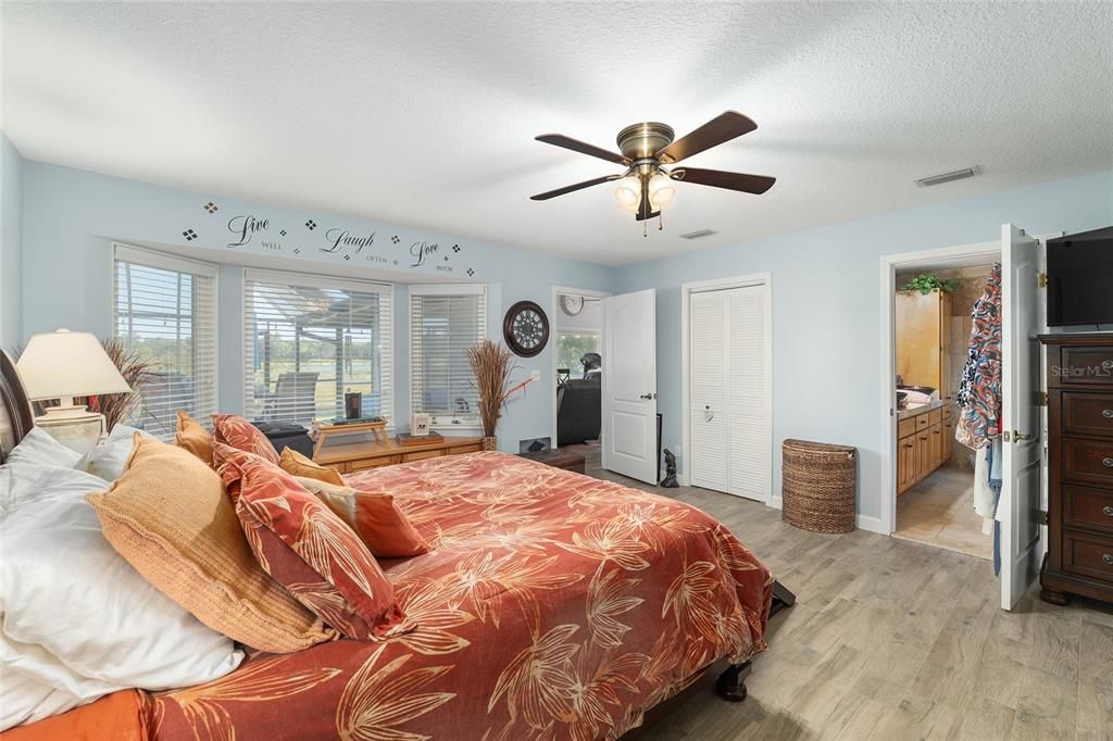 En Venta: $650,000 (2 camas, 2 baños, 1584 Pies cuadrados)